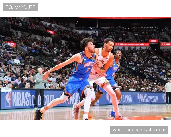 班·西蒙斯挡拆突破效率提升显著 拉开与其他内线差距