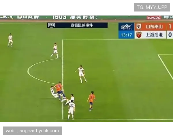 克雷桑一拿球就亮灯，山东泰山进攻却越踢越单薄，战术依赖性凸显