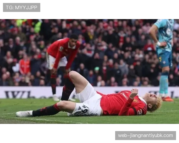 加纳乔如何突破顶级后卫的防守制造威胁